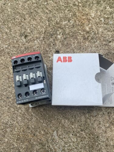 [1SBL137001R1310] AF09-30-10-13 100-250V (AC3-4kW, AC1-25A, 3P CONTACTOR WITH 1NO)